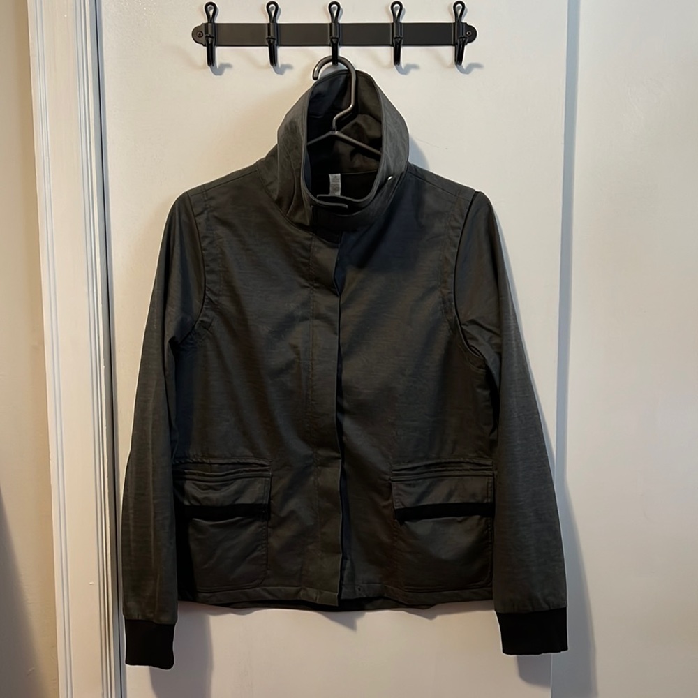 Vintage lululemon soft shell rain jacket